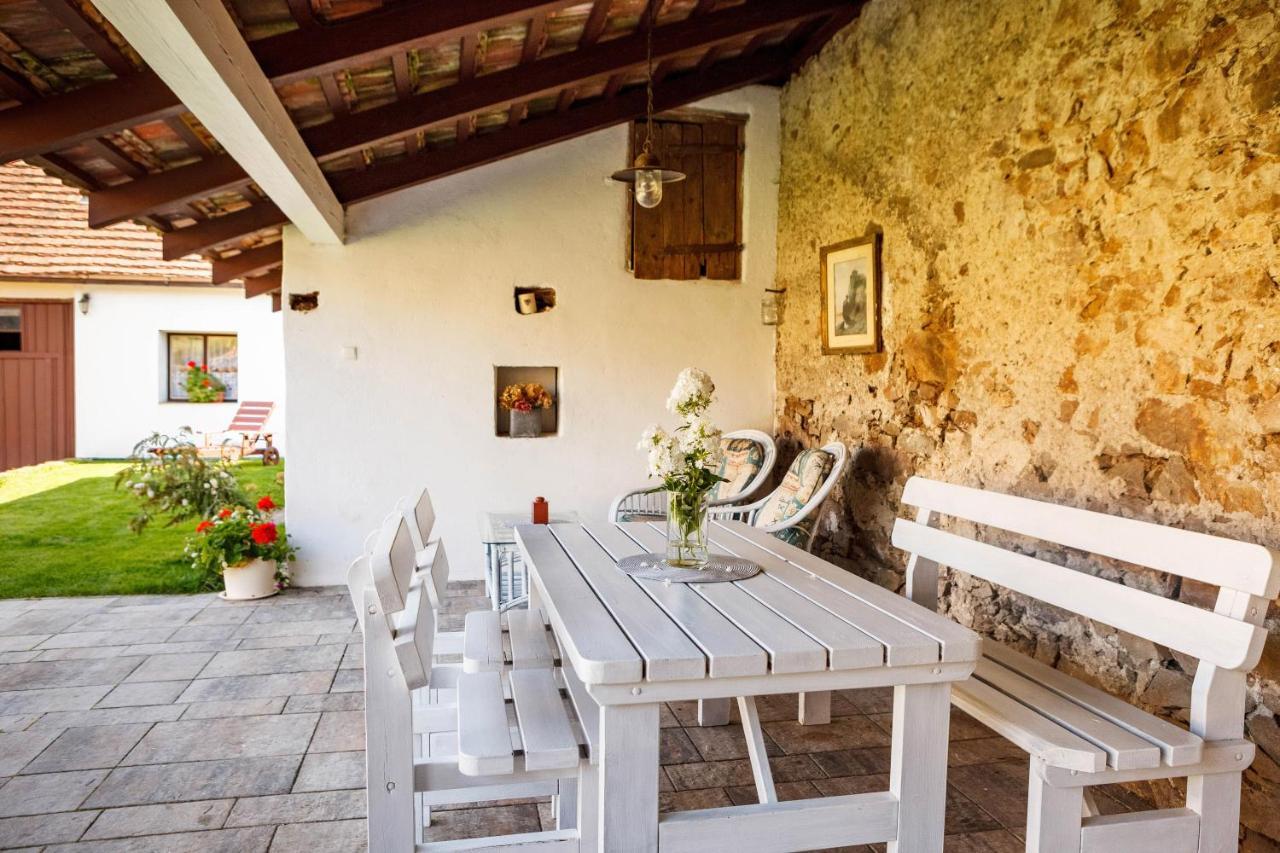 Chalupa Těšínov Protivín Exterior foto